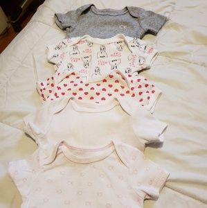 Onzies short sleeve bundle of 5